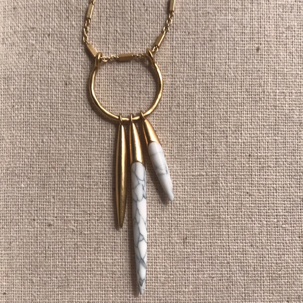Stella -& Dot pendant